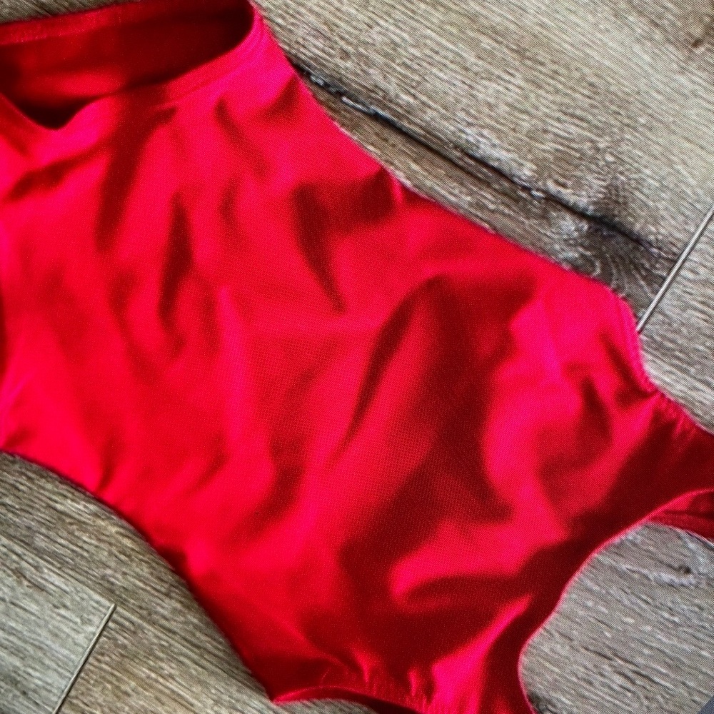 Vibrant color design sleeveless bodysuit